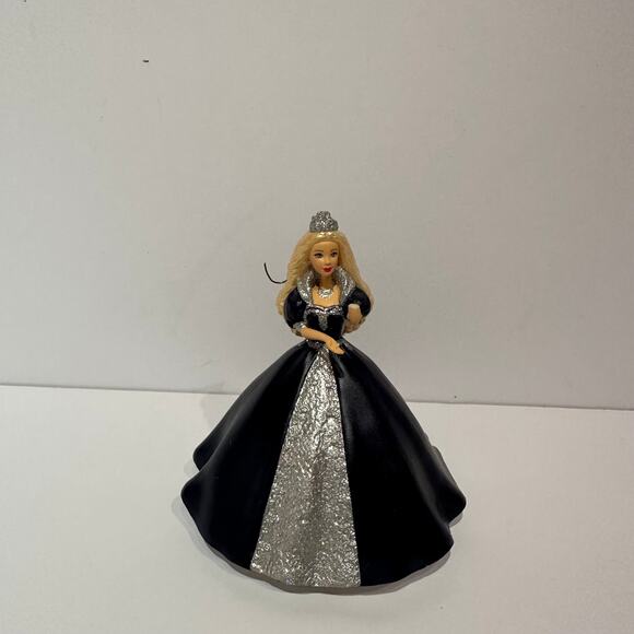 Hallmark Keepsake Barbie as The Millennium Princess Ornament 1999 Collectible - Picture 6 of 9